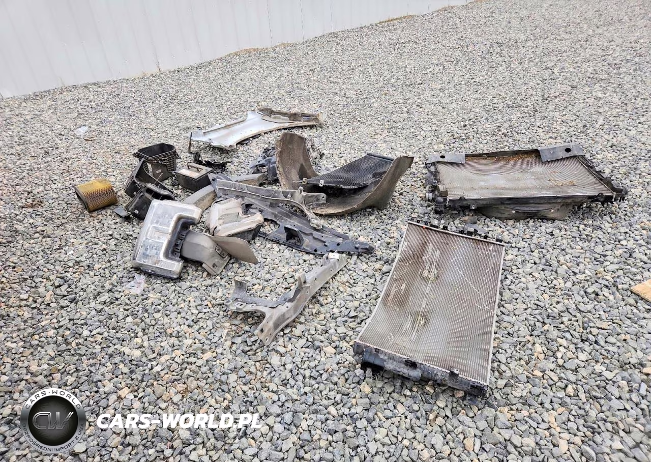 2018 Ford F450 Super Duty Flatbed Truck VIN:1FD0W4HTXJED05591 - 12