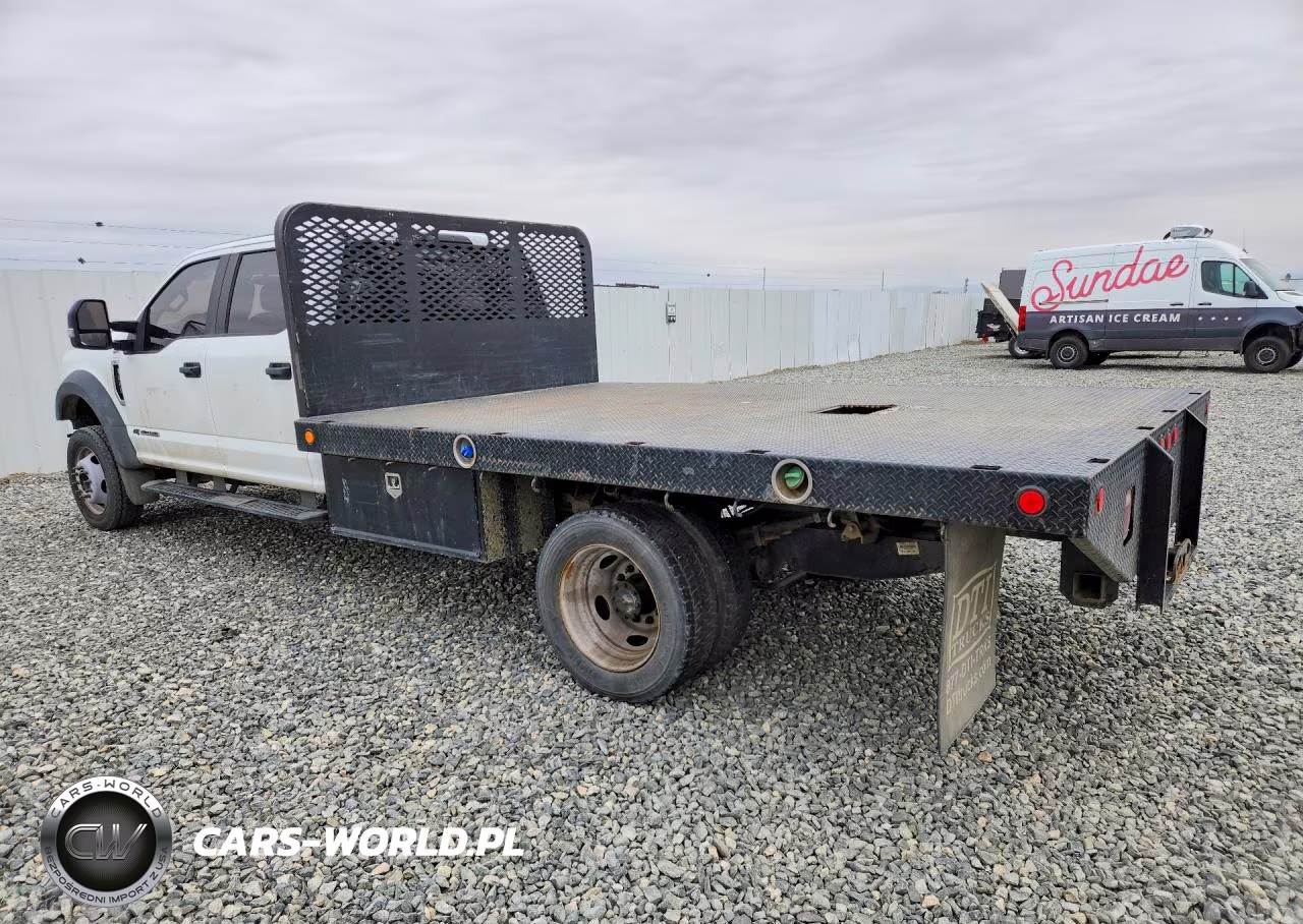 2018 Ford F450 Super Duty Flatbed Truck VIN:1FD0W4HTXJED05591 - 2