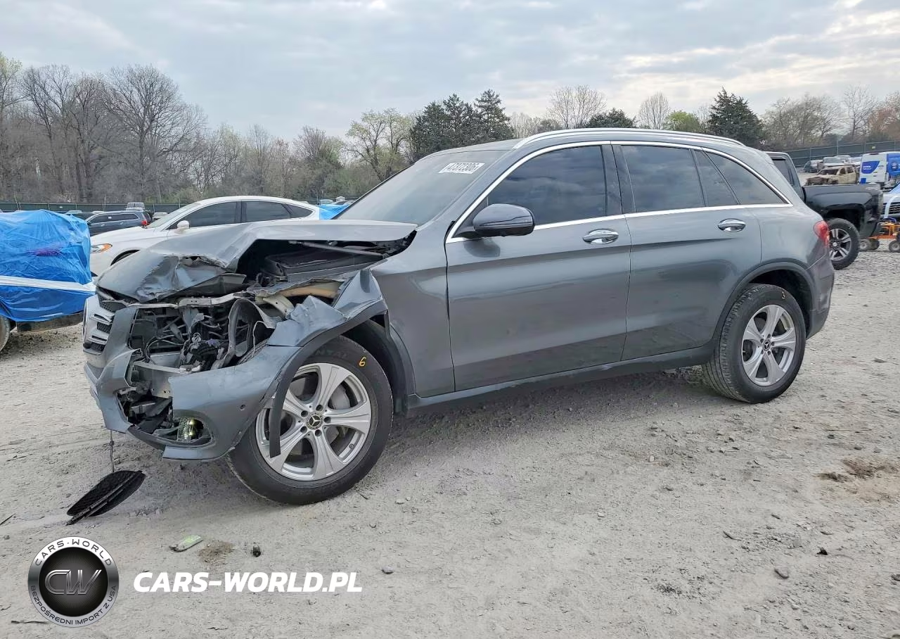 2018 Mercedes-Benz Glc 300 – zdjęcie 1 z 13