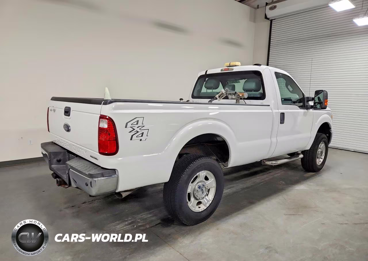 2014 Ford F250 Super Duty VIN:1FTBF2B64EEA74794 - 3