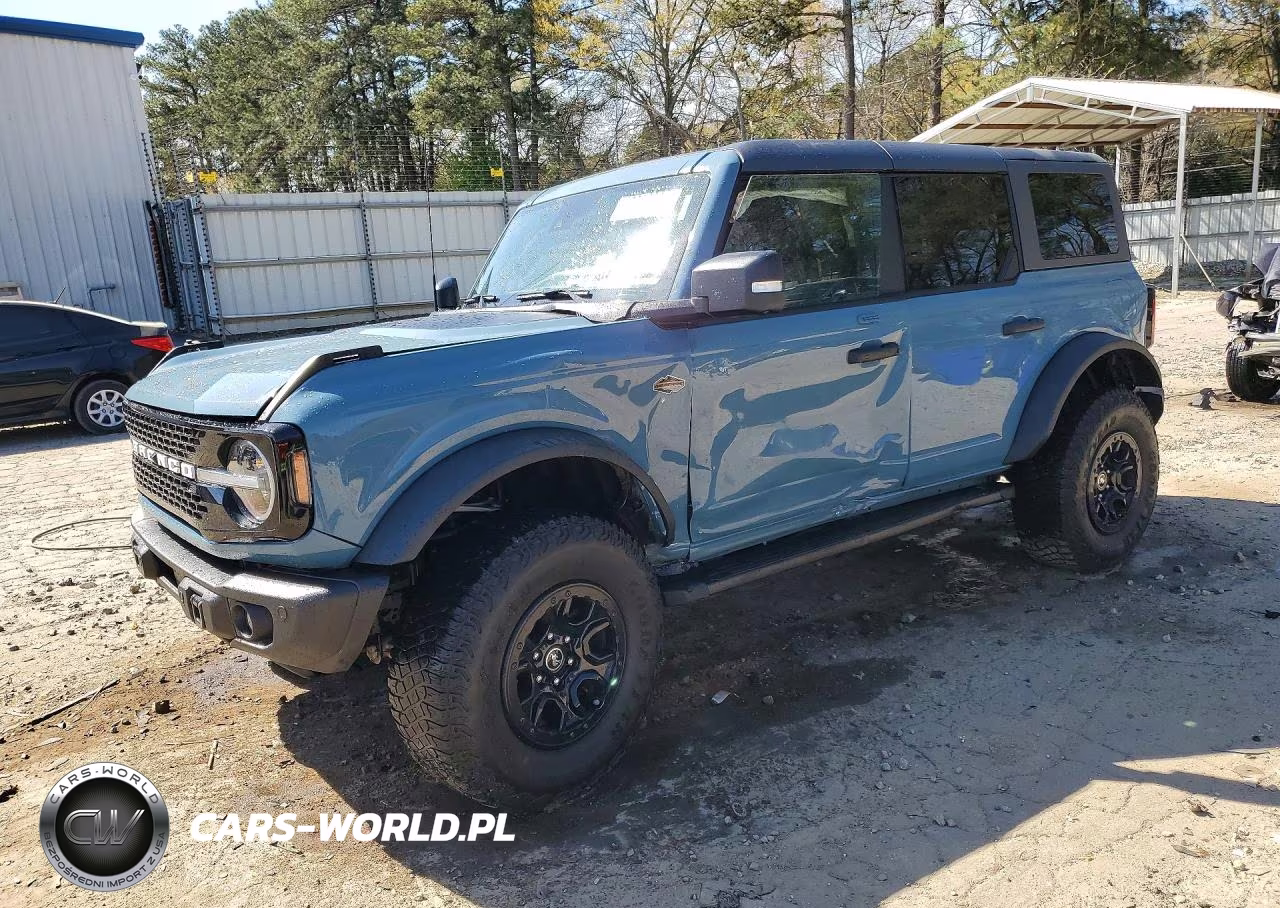 2023 Ford Bronco Base