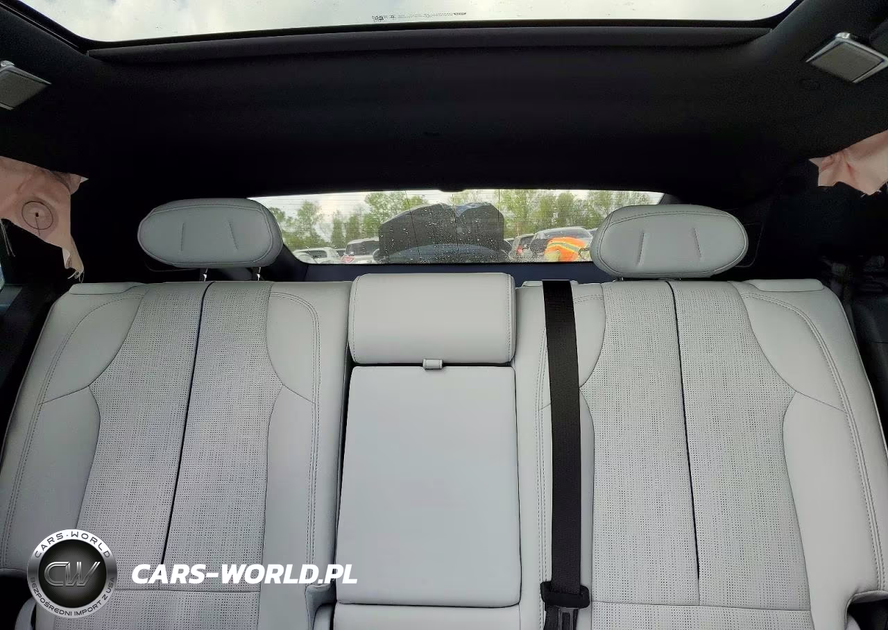 2026 Cadillac Lyriq Premium Sport VIN:1GYKPWRL5TZ304231 - 10