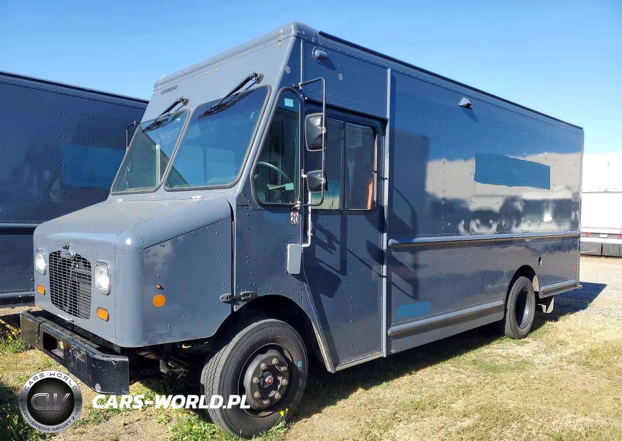 2021 Freightliner Chassis M Line Walk-In Van