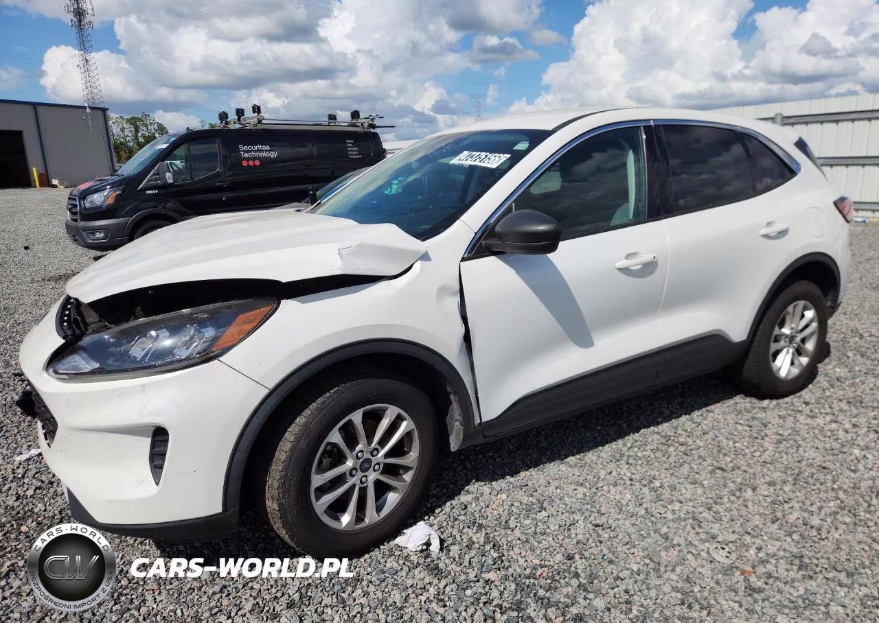 2022 Ford Escape Se