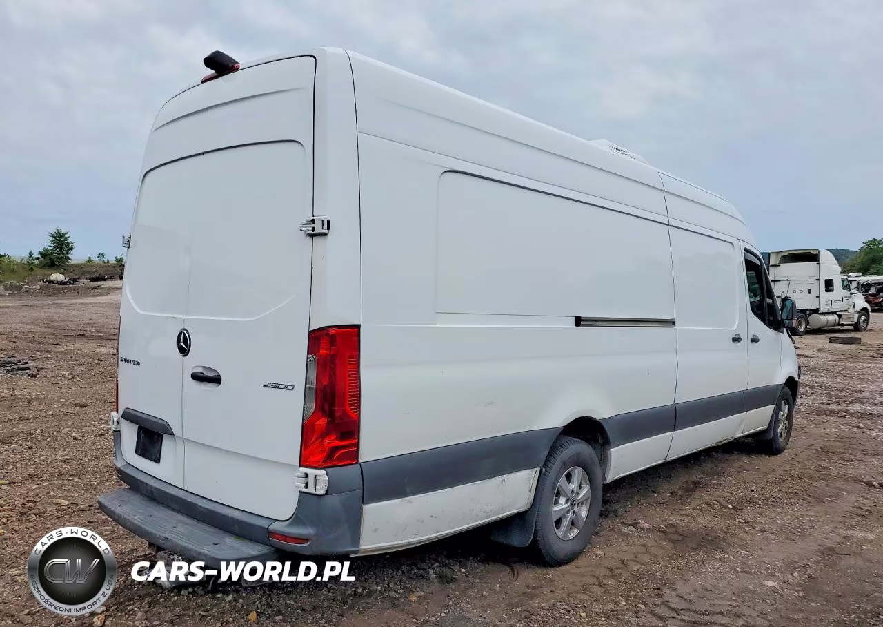 2021 Mercedes-Benz Sprinter 2500 VIN:W1Y4EDHY6MT069926 - 3