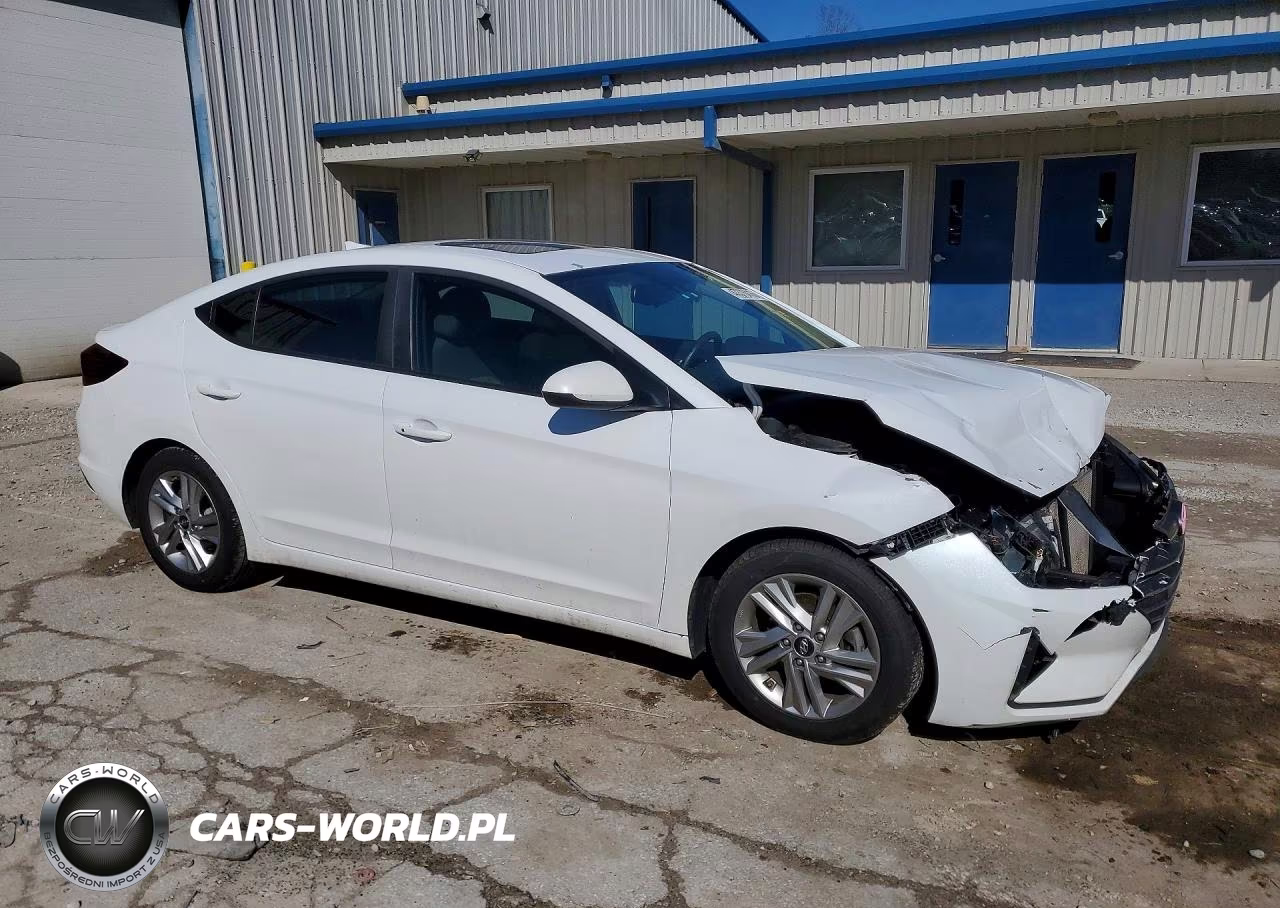 2020 Hyundai Elantra Value Edition VIN:5NPD84LFXLH596842 - 4