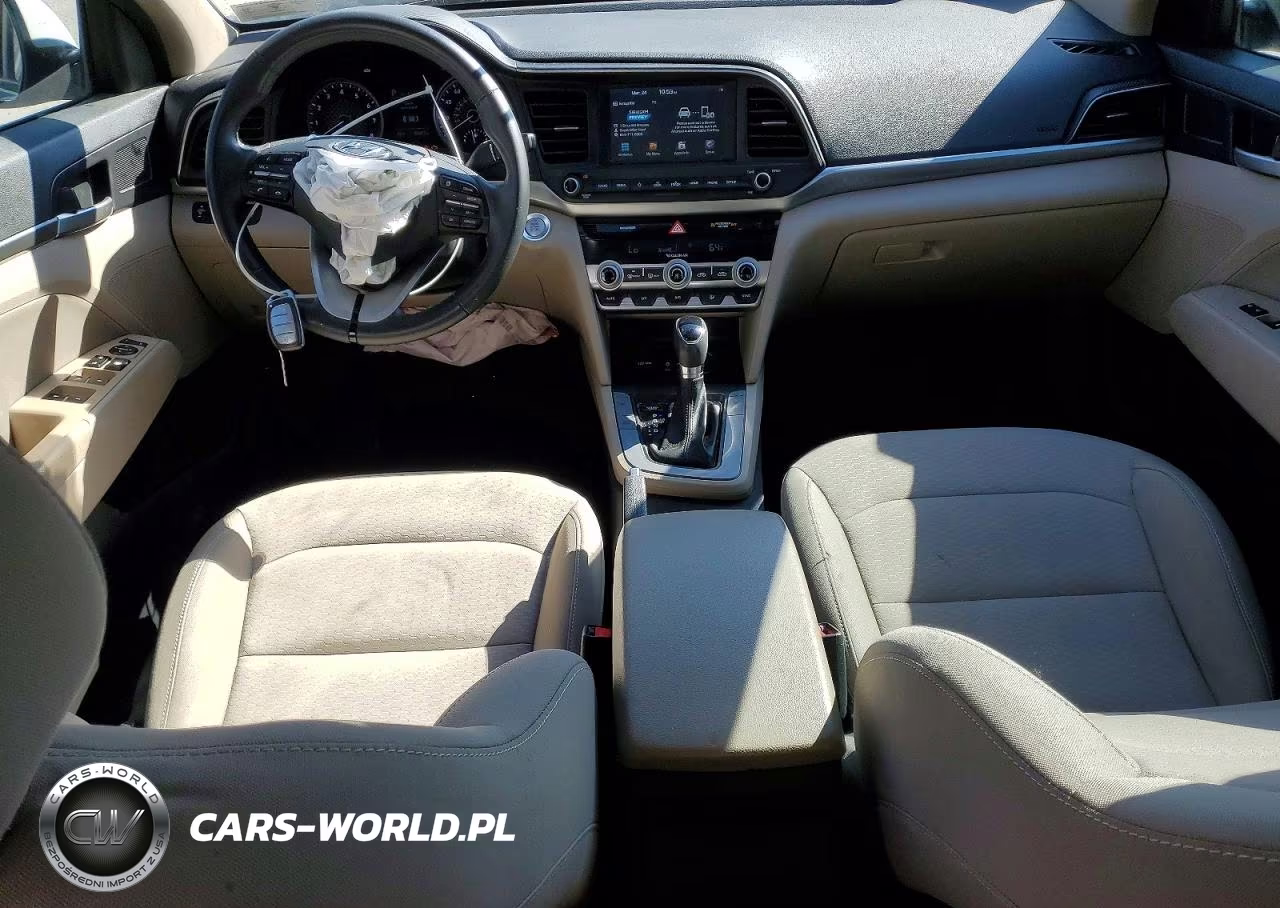 2020 Hyundai Elantra Value Edition VIN:5NPD84LFXLH596842 - 8