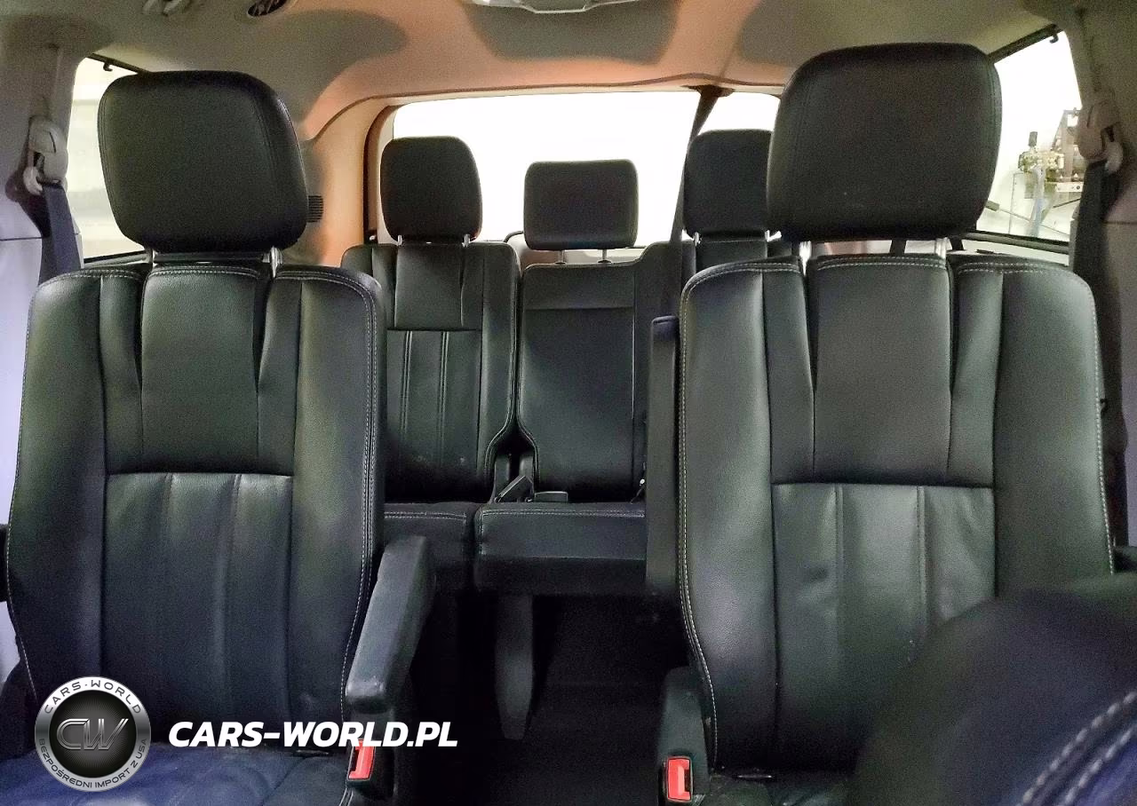 2014 Chrysler Town & Country Touring VIN:2C4RC1BG6ER304557 - 10