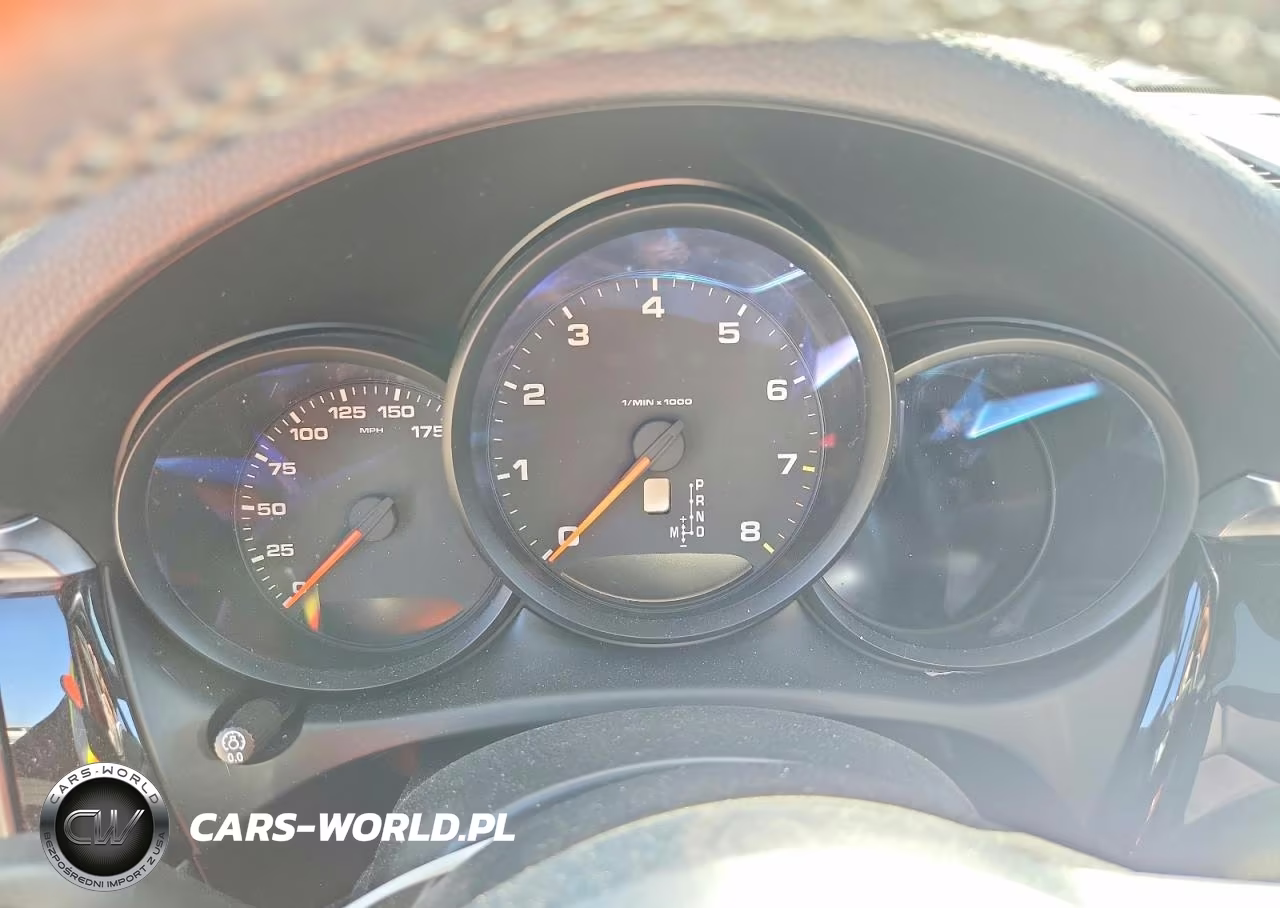 2020 Porsche Macan VIN:WP1AA2A57LLB13713 - 9