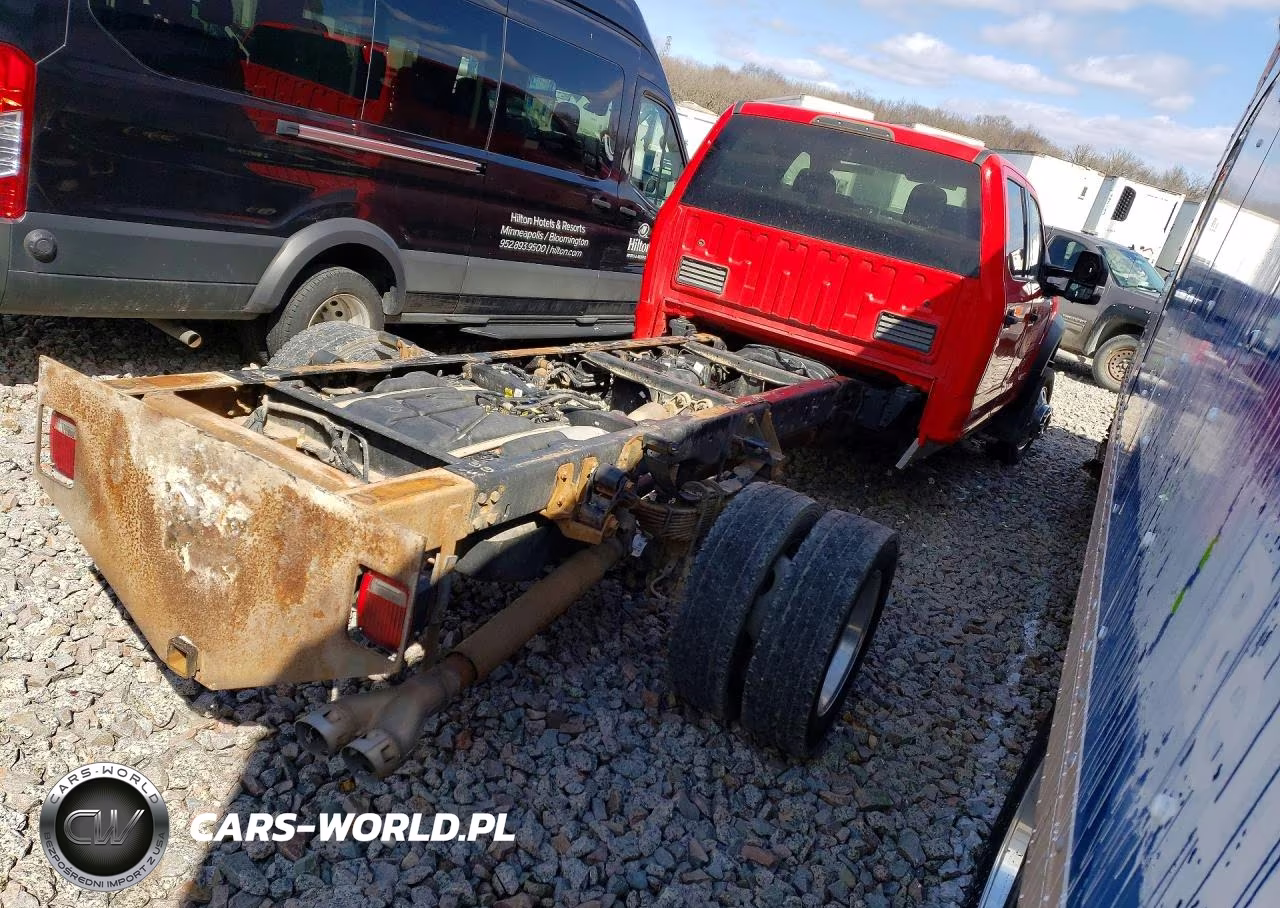 2018 Ford F450 Super Duty VIN:1FD0W4GT9JEC08111 - 3