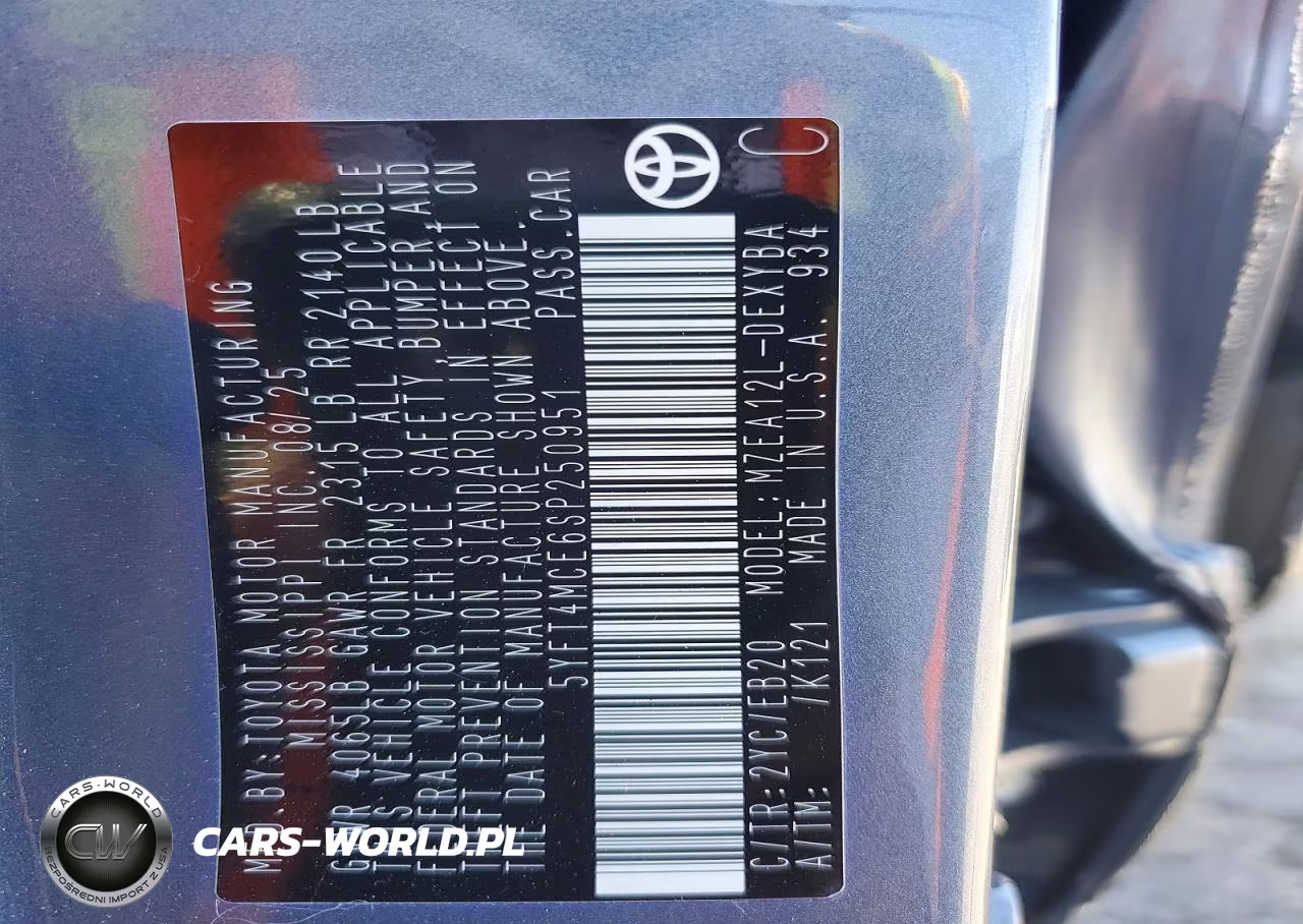 2025 Toyota Corolla Xse VIN:5YFT4MCE6SP250951 - 12
