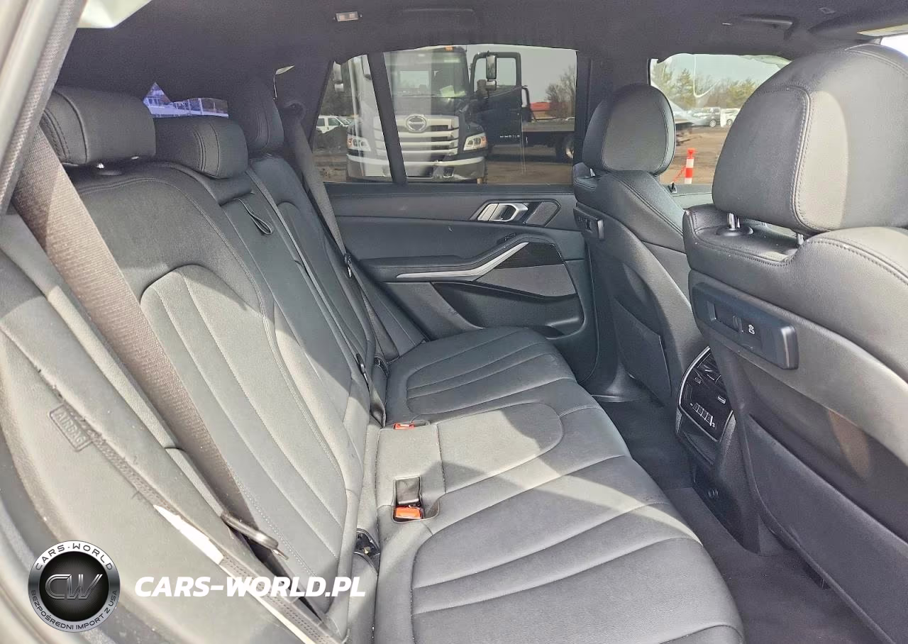 2021 BMW X5 xDrive40I VIN:5UXCR6C04M9F76372 - 11