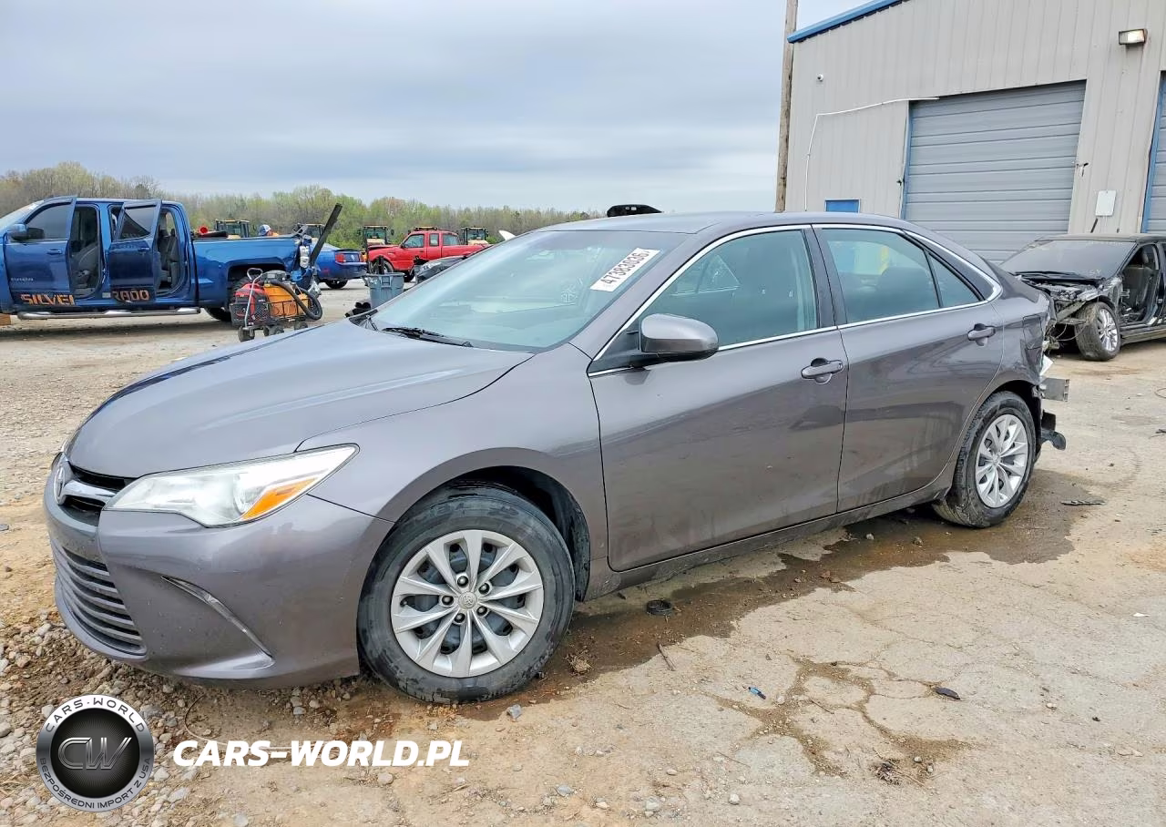 2016 Toyota Camry Le