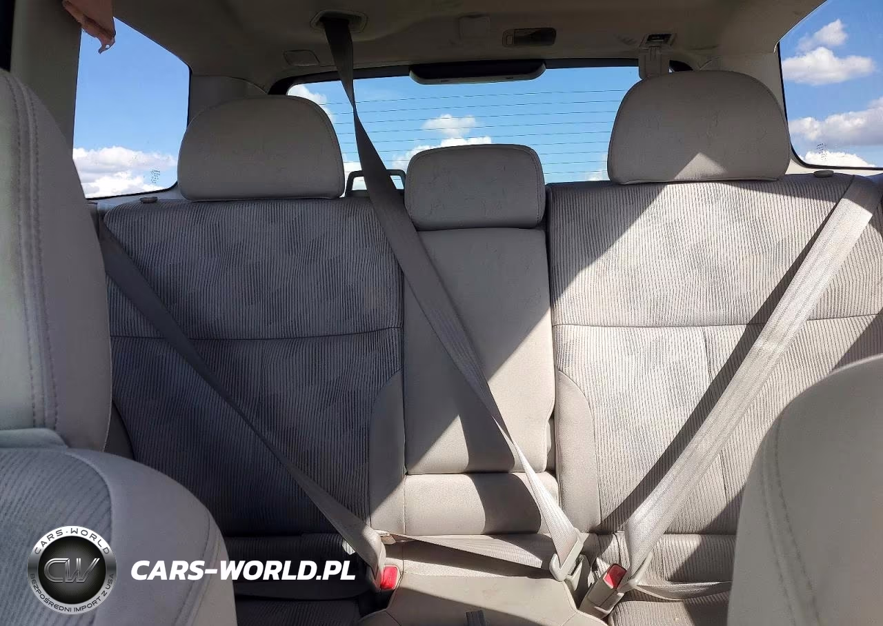 2010 Subaru Forester 2.5X Premium VIN:JF2SH6CC0AH916319 - 10