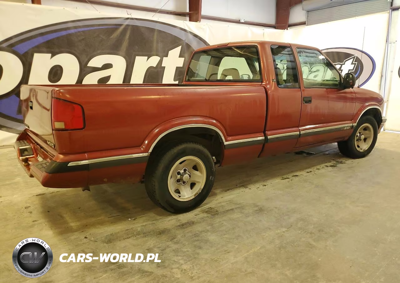 1996 Chevrolet S Truck S10 VIN:1GCCS19X0T8136423 - 3