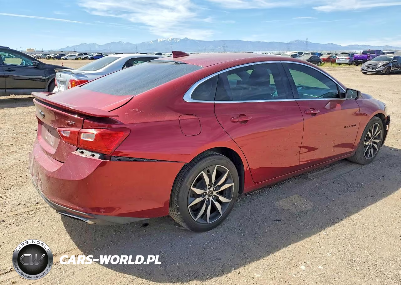 2020 Chevrolet Malibu Rs VIN:1G1ZG5ST2LF066700 - 3