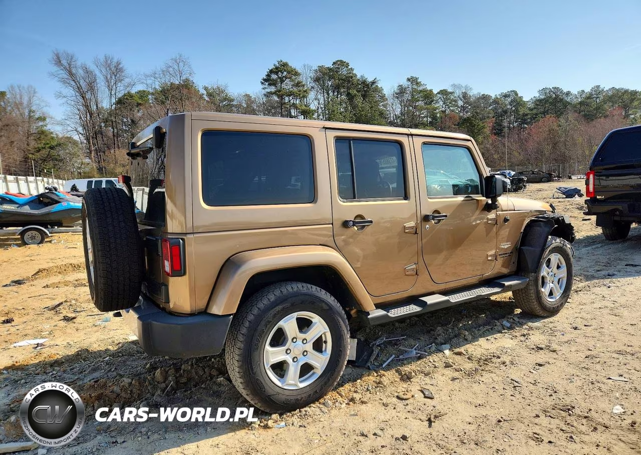2015 Jeep Wrangler Unlimited Sahara VIN:1C4BJWEG5FL654157 - 3