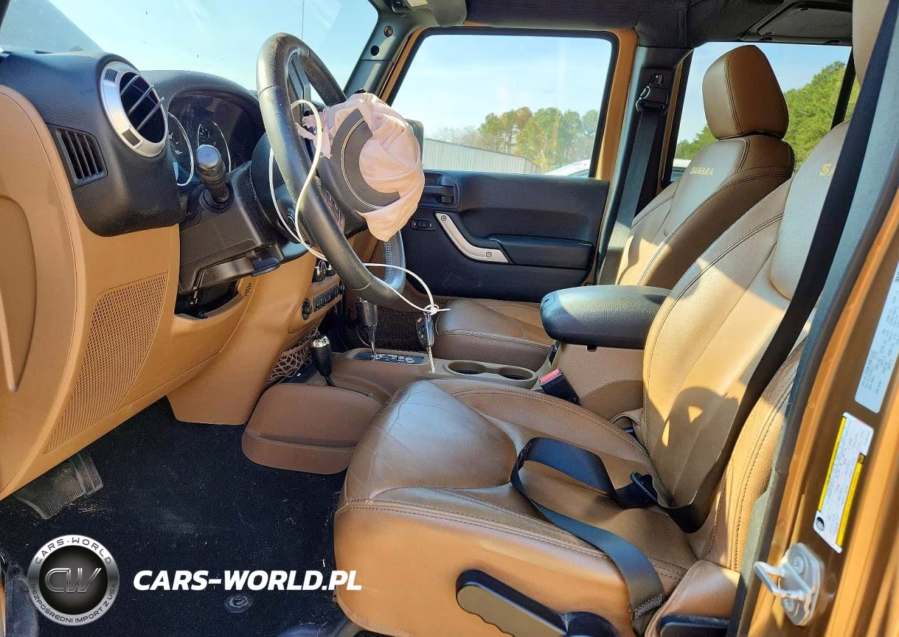 2015 Jeep Wrangler Unlimited Sahara VIN:1C4BJWEG5FL654157 - 7