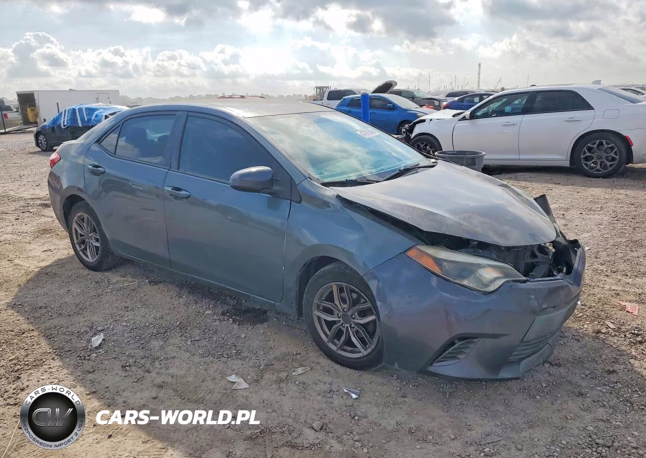 2015 Toyota Corolla Le VIN:5YFBURHE6FP306586 - 4