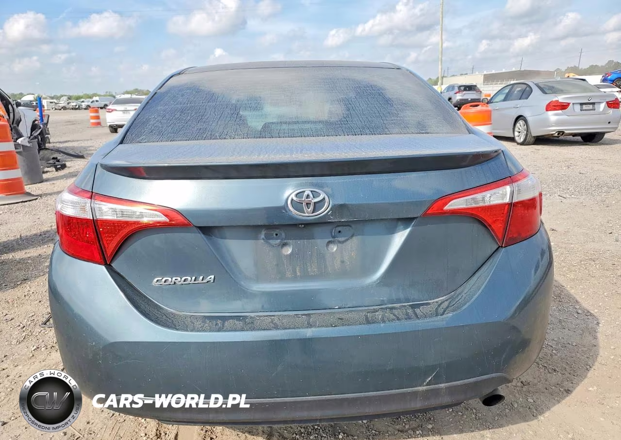 2015 Toyota Corolla Le VIN:5YFBURHE6FP306586 - 6