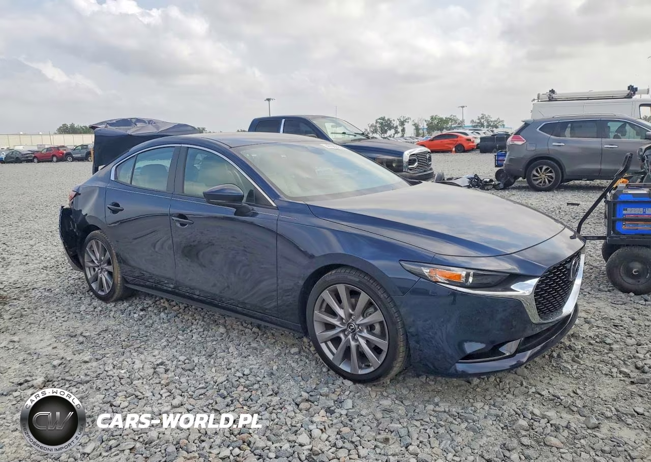 2020 Mazda 3 Preferred VIN:JM1BPBDM5L1163271 - 4