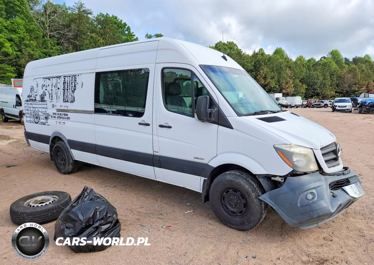 2014 Mercedes-Benz Sprinter 2500 VIN:WD3PE8CC7E5870076 - 4