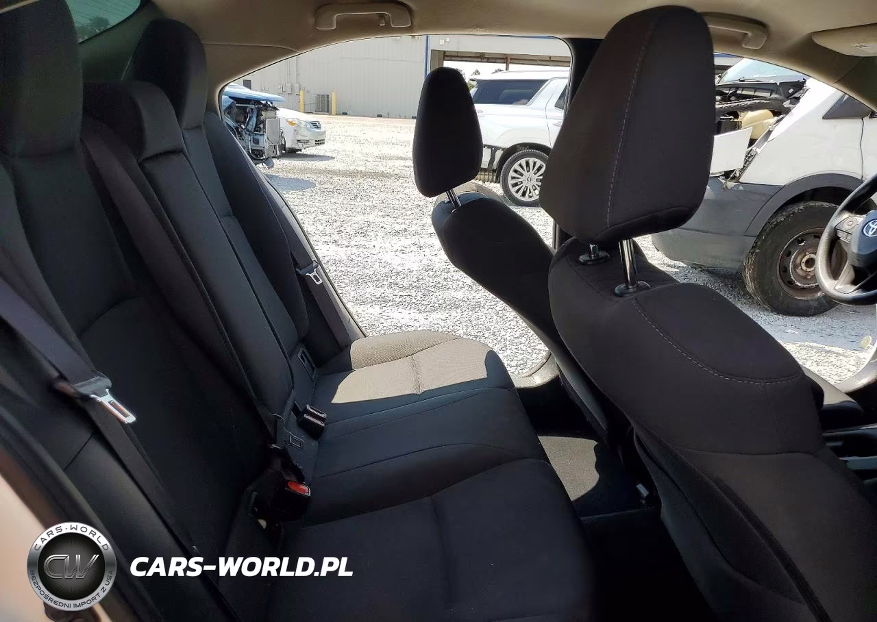 2021 Toyota Corolla Le VIN:5YFEPMAE0MP225923 - 10