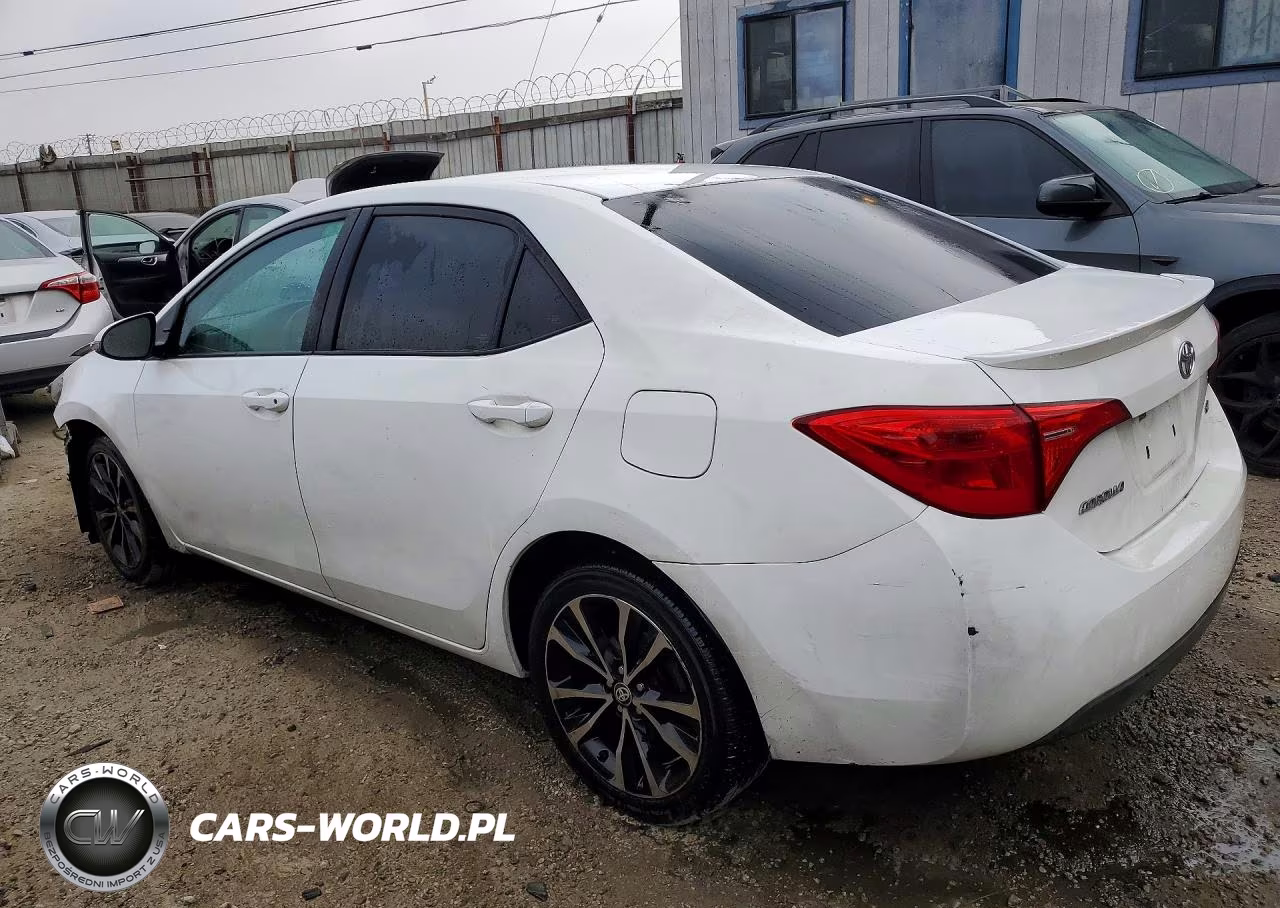 2017 Toyota Corolla Se VIN:5YFBURHE9HP711831 - 2