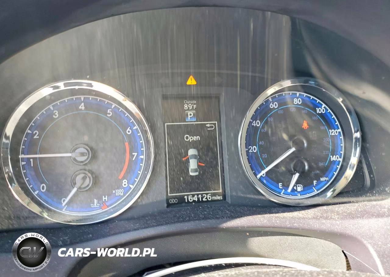 2017 Toyota Corolla Se VIN:5YFBURHE9HP711831 - 9