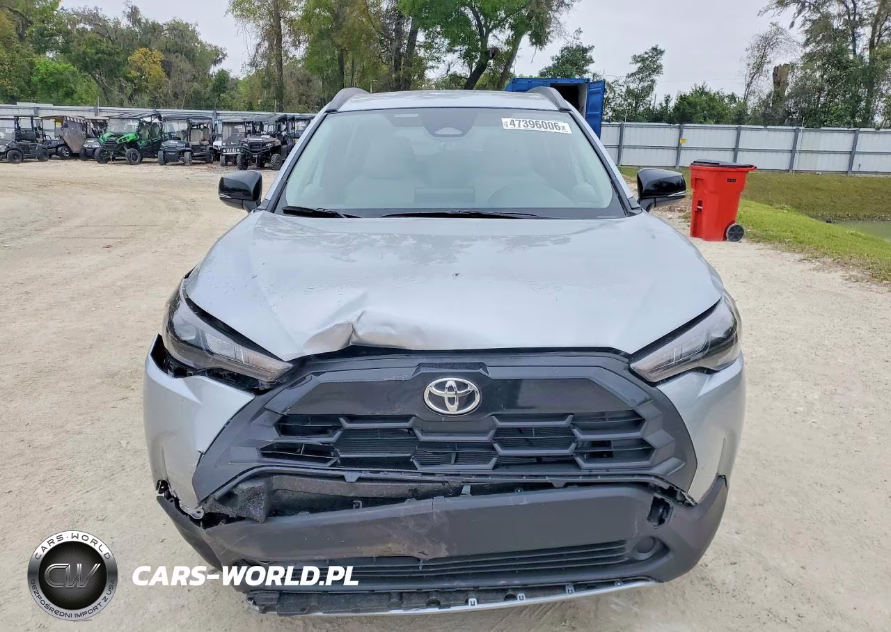 2026 Toyota Corolla Cross Le VIN:7MUCAAAG0TV173648 - 5