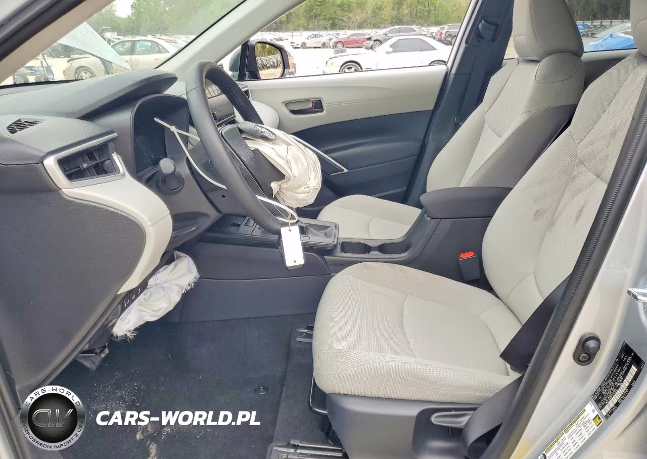 2026 Toyota Corolla Cross Le VIN:7MUCAAAG0TV173648 - 7