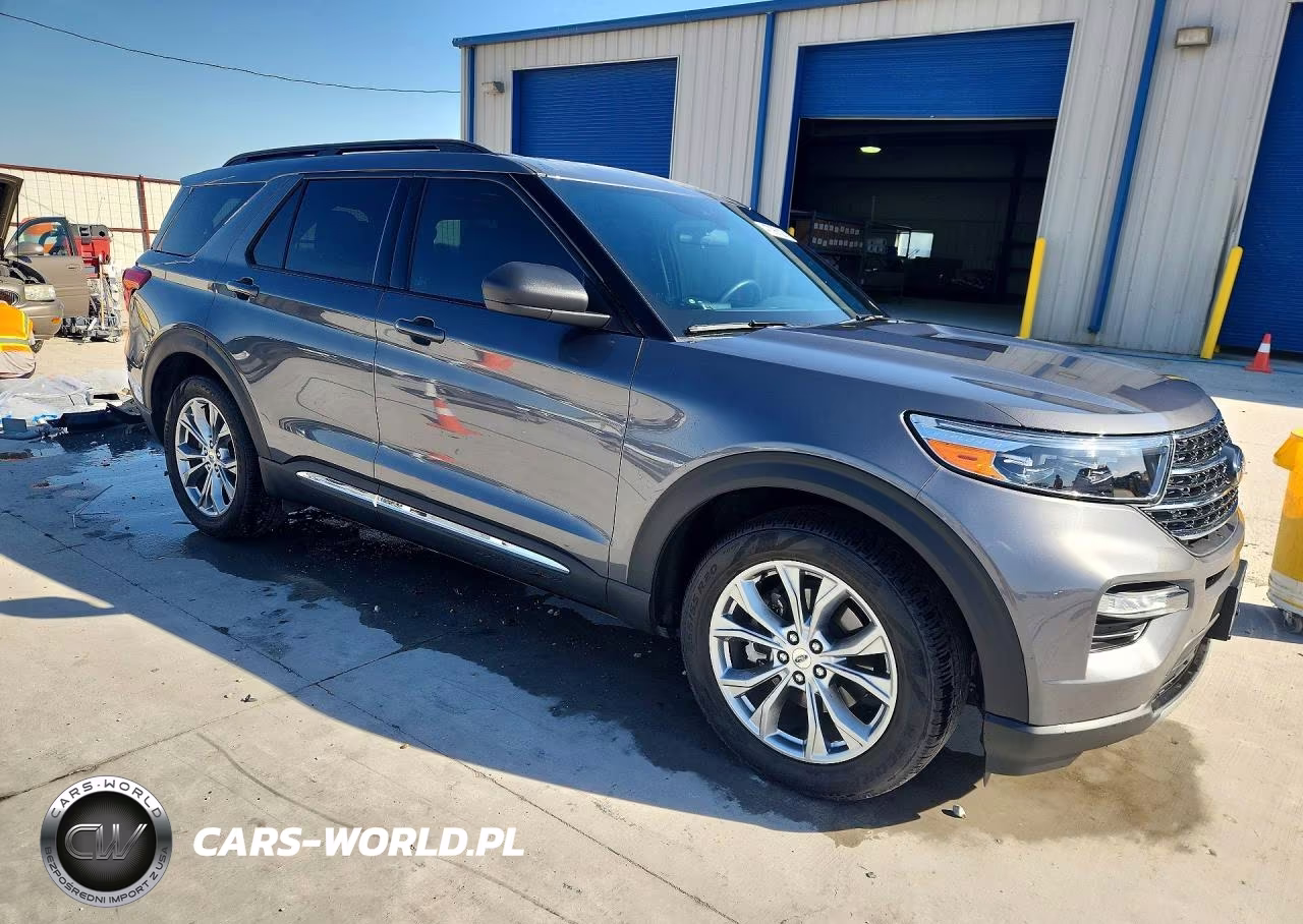 2022 Ford Explorer Xlt VIN:1FMSK7DH5NGA75041 - 4