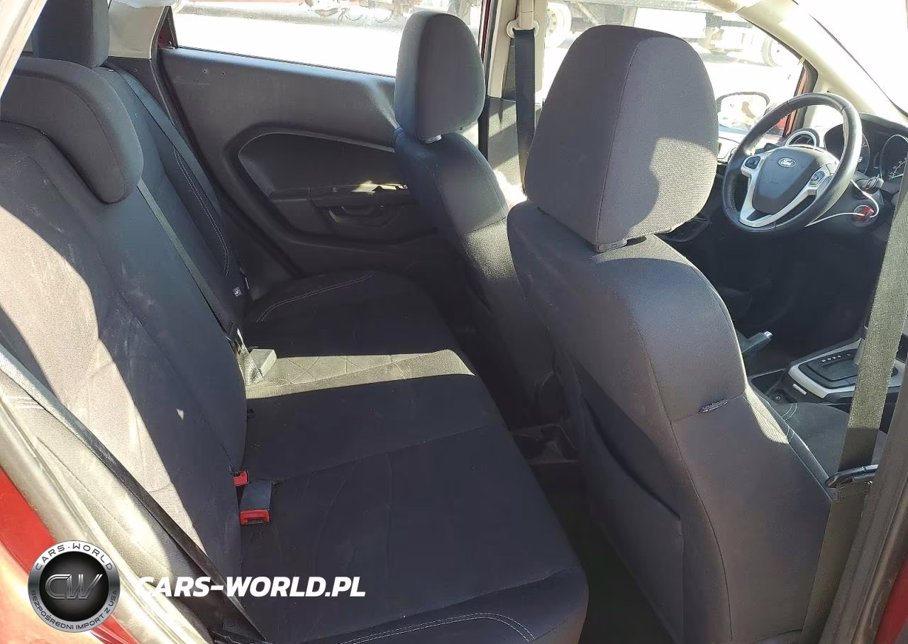 2015 Ford Fiesta Se VIN:3FADP4EJXFM121121 - 10