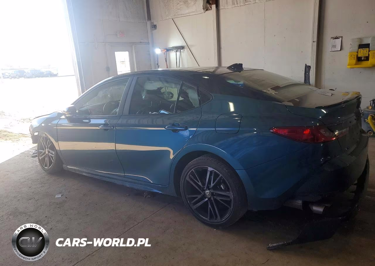 2025 Toyota Camry Xse VIN:4T1DAACK3SU094268 - 2