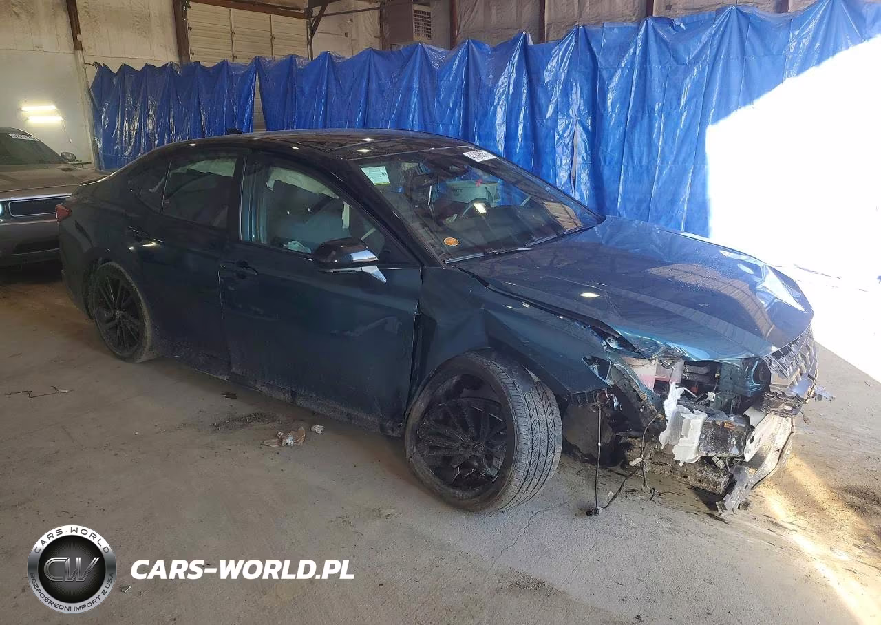 2025 Toyota Camry Xse VIN:4T1DAACK3SU094268 - 4