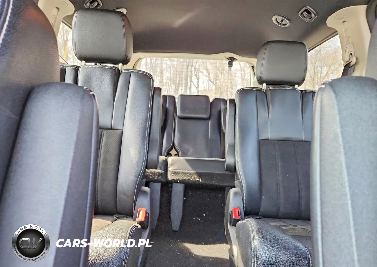 2019 Dodge Grand Caravan Sxt VIN:2C4RDGCG4KR725123 - 10