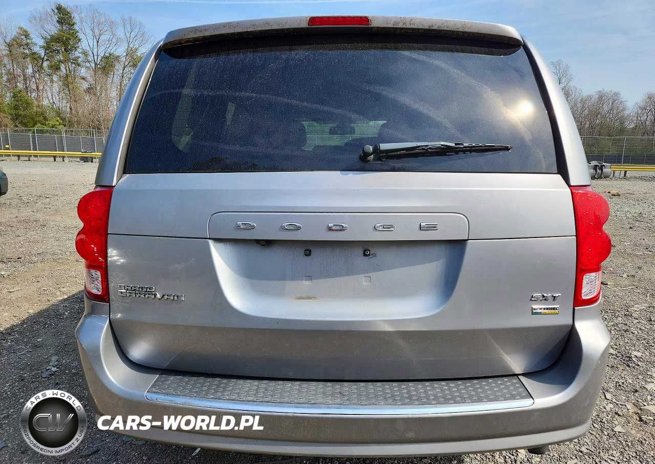 2019 Dodge Grand Caravan Sxt VIN:2C4RDGCG4KR725123 - 6