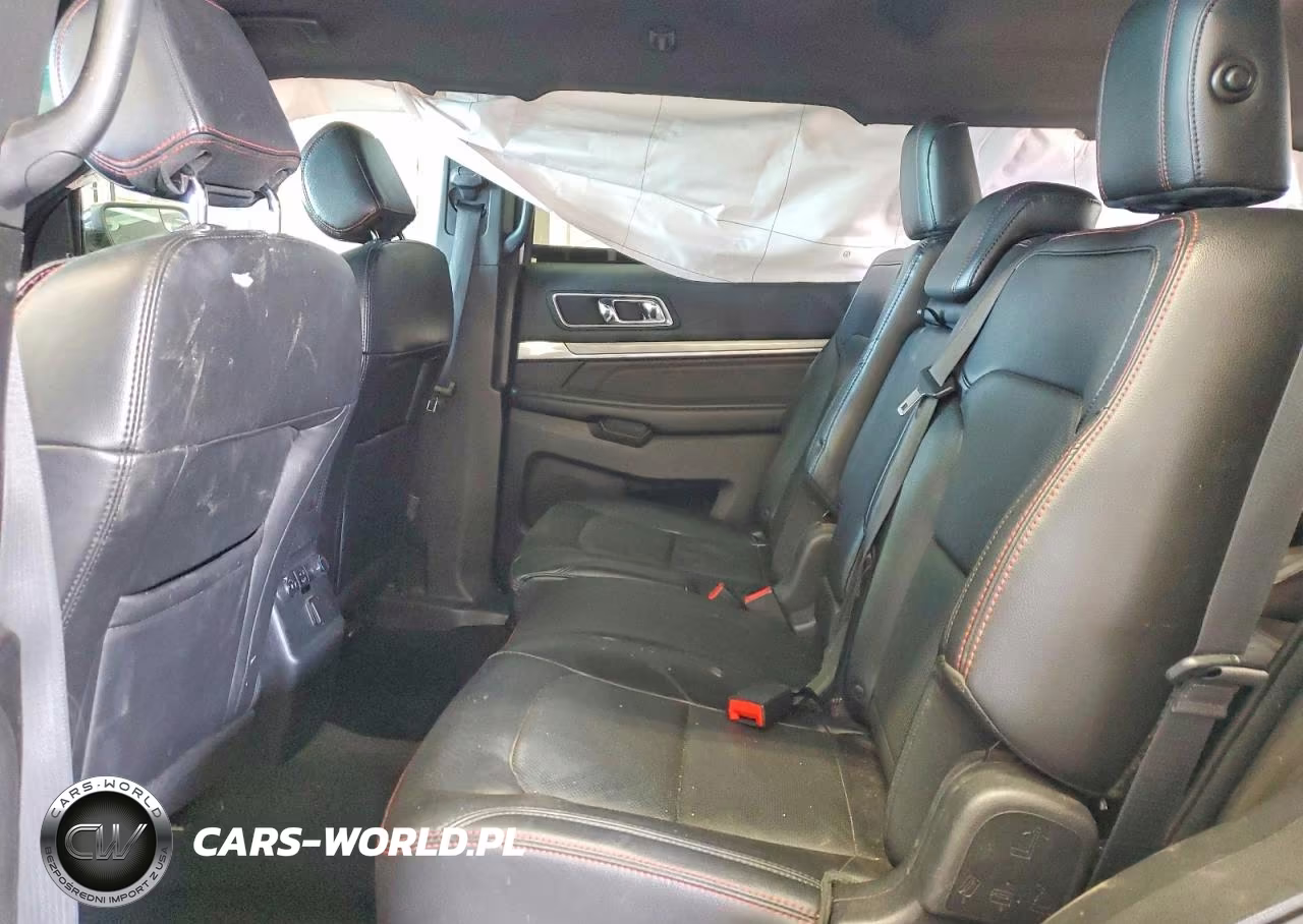 2016 Ford Explorer Sport VIN:1FM5K8GT4GGC39207 - 11