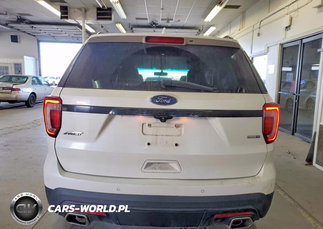 2016 Ford Explorer Sport VIN:1FM5K8GT4GGC39207 - 6
