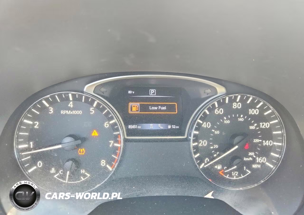 2018 Nissan Pathfinder Platinum VIN:5N1DR2MN7JC647872 - 9