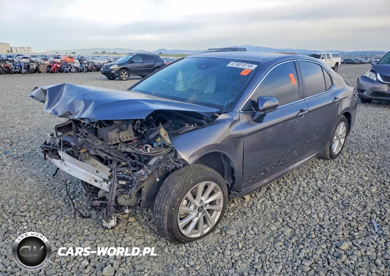 2024 Toyota Camry Le