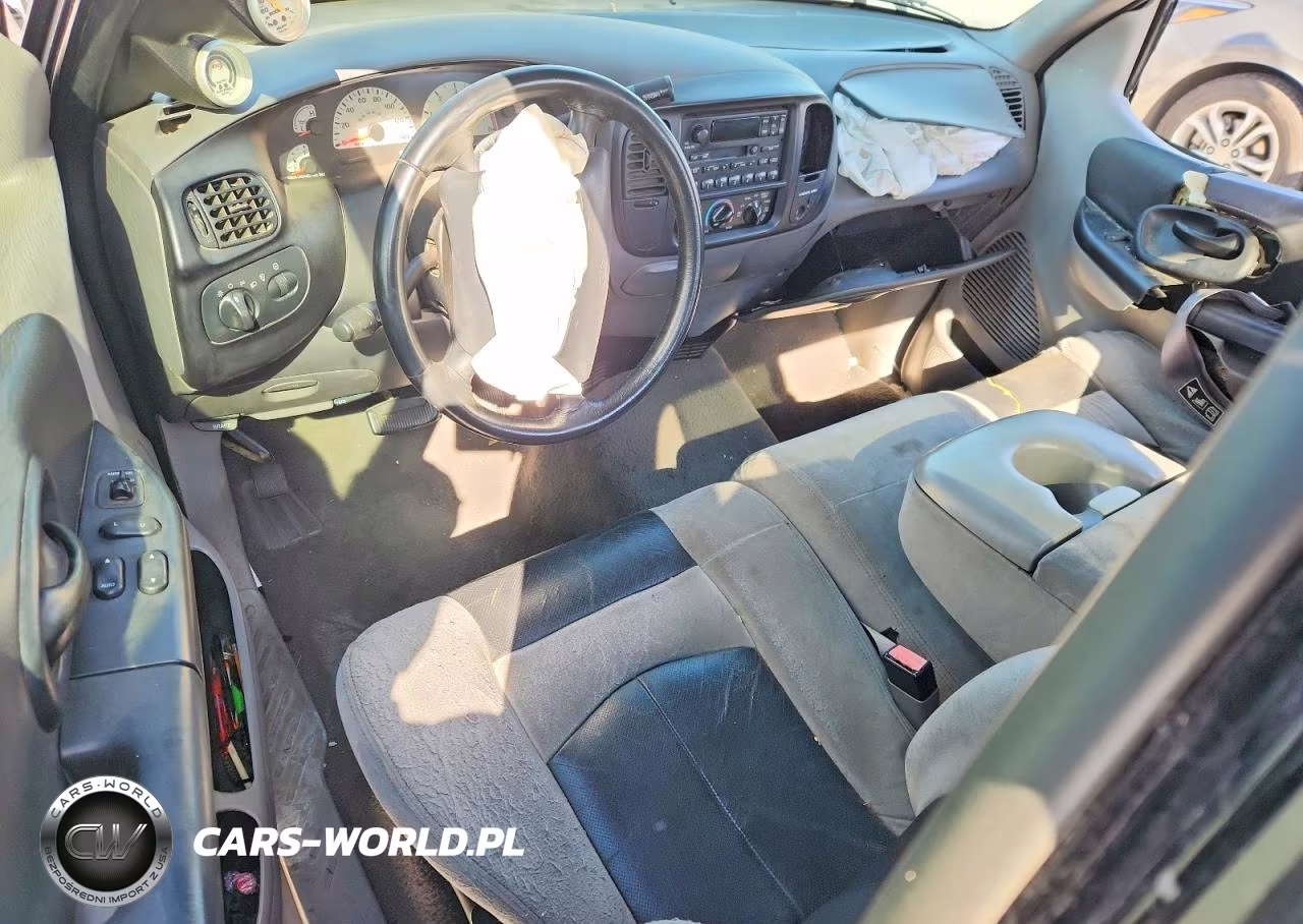 2002 Ford F150 Svt Lightning VIN:2FTZF07392CA34472 - 8