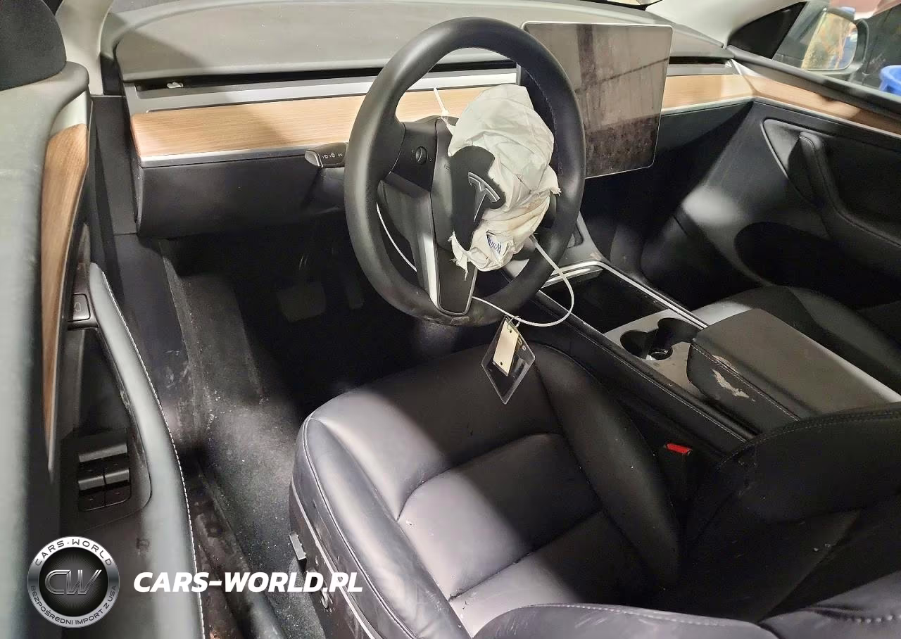 2025 Tesla Model Y VIN:7SAYGDED7SF241191 - 8