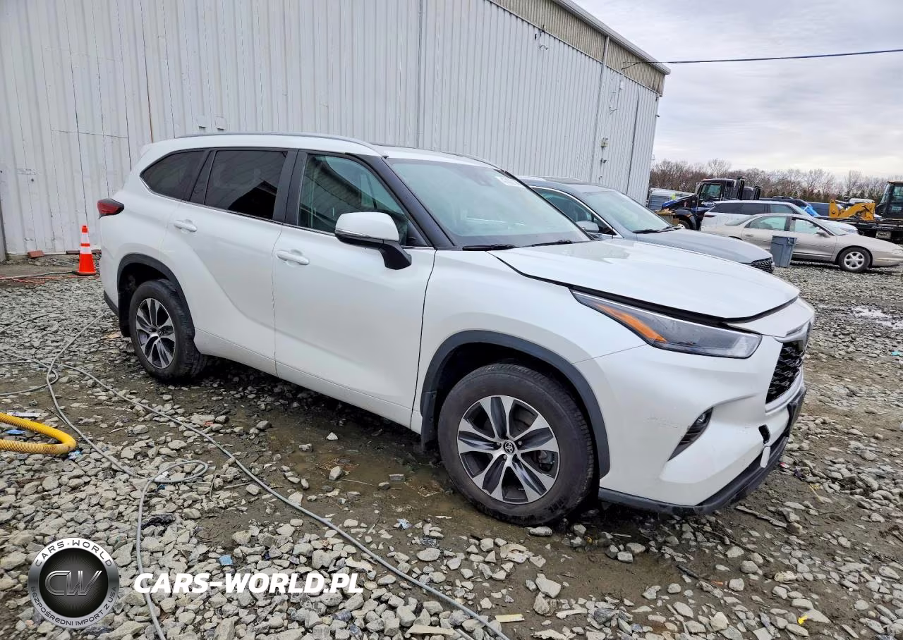 2023 Toyota Highlander Xle VIN:5TDKDRBH1PS007261 - 4
