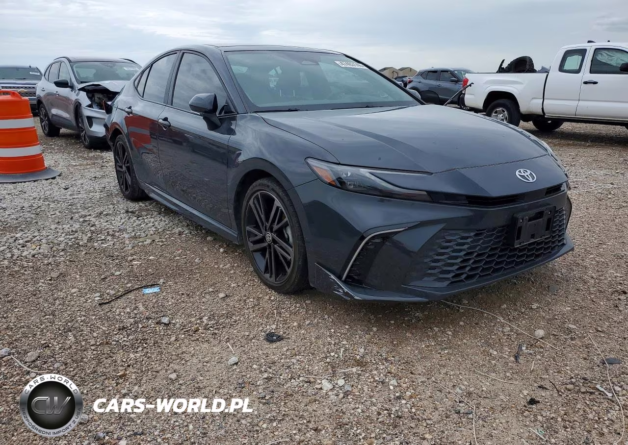 2025 Toyota Camry Xse VIN:4T1DAACK2SU038452 - 4