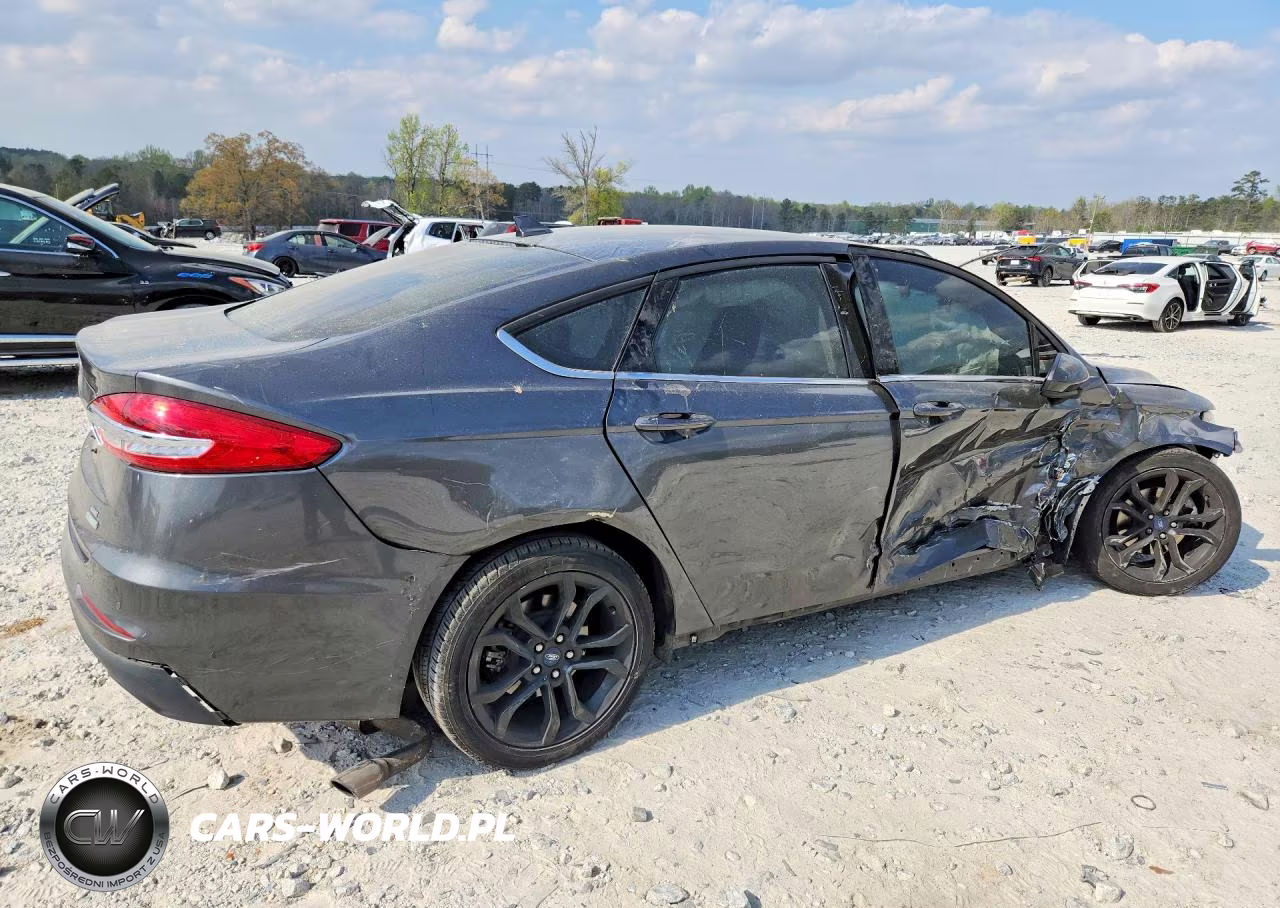 2020 Ford Fusion Se VIN:3FA6P0HD6LR102880 - 3
