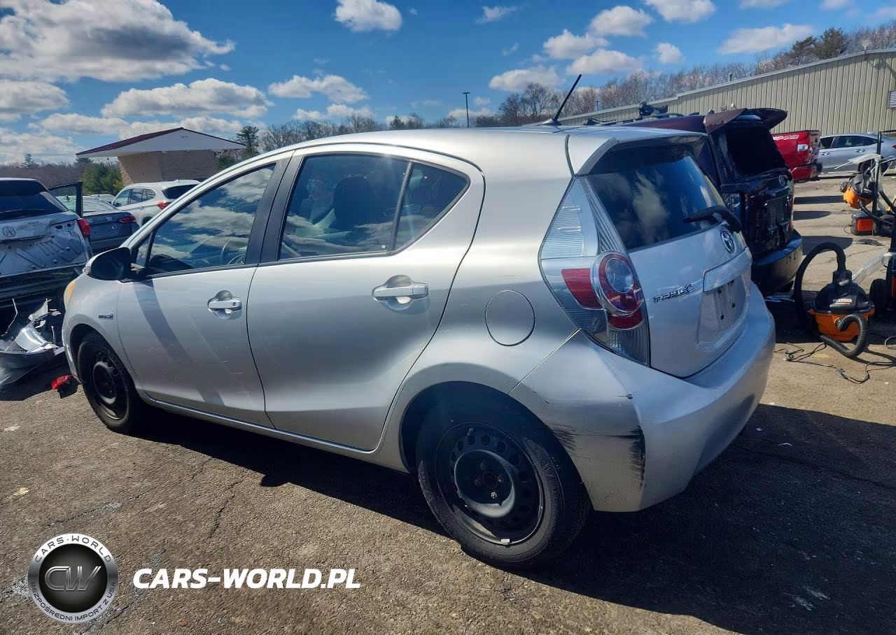 2012 Toyota Prius C Two VIN:JTDKDTB34C1508296 - 2