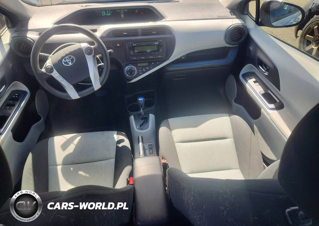 2012 Toyota Prius C Two VIN:JTDKDTB34C1508296 - 8