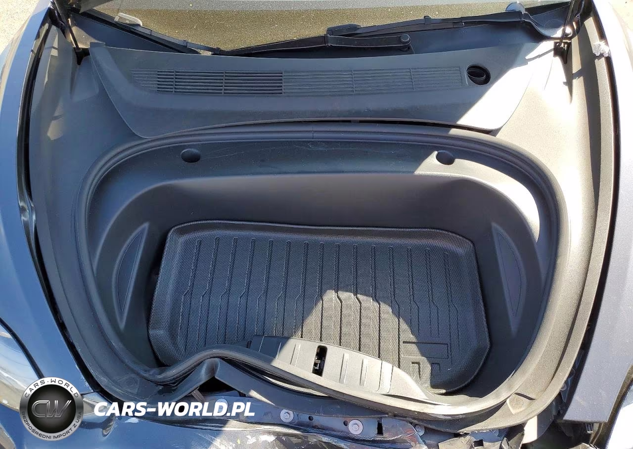 2023 Tesla Model 3 VIN:5YJ3E1EA1PF684090 - 11