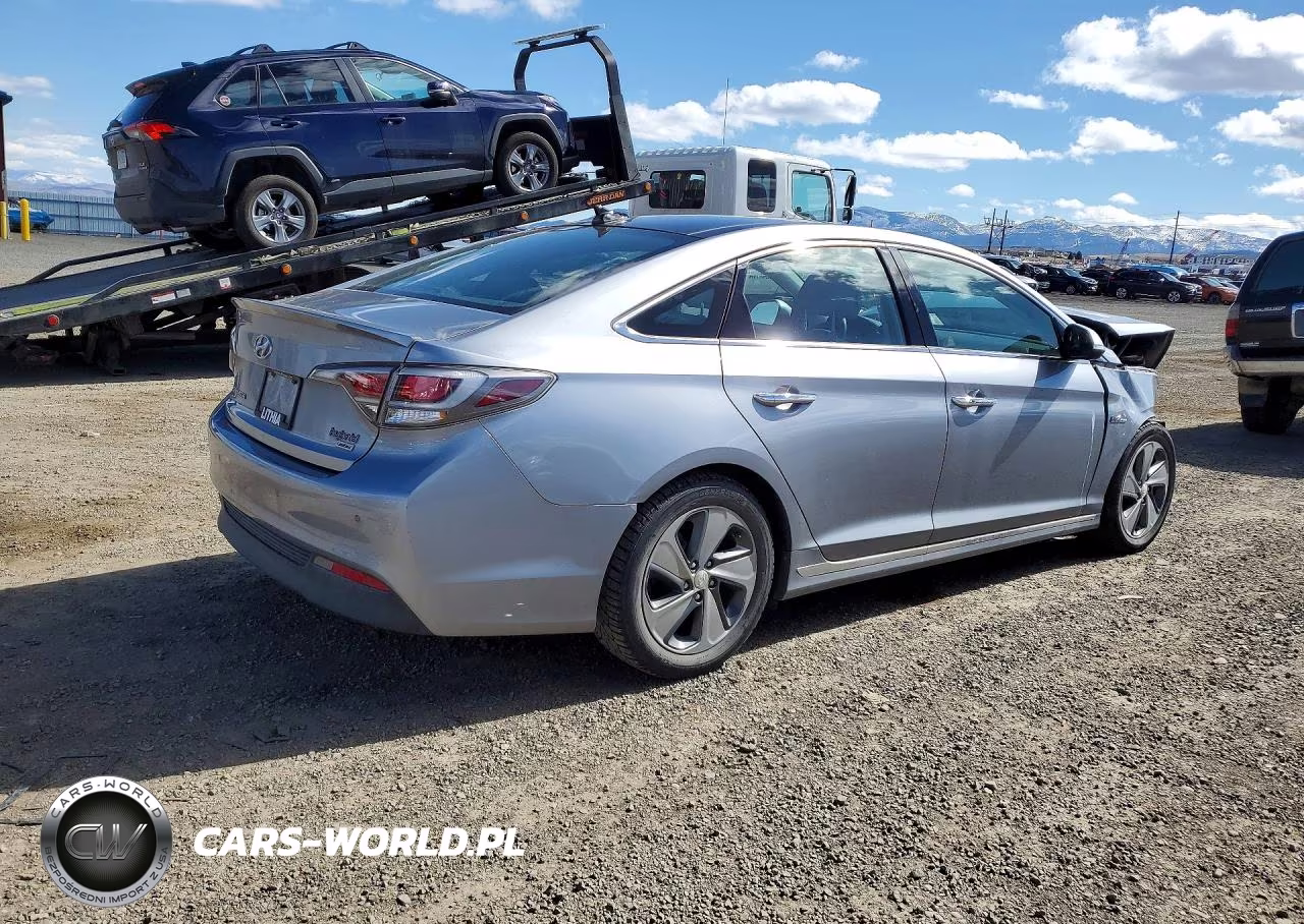 2016 Hyundai Sonata Hybrid Limited VIN:KMHE34L12GA012627 - 3